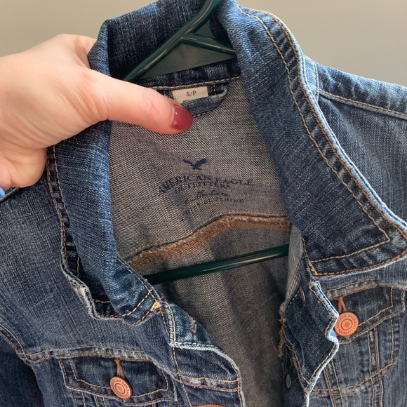 American Eagle Jean Jacket - Picture 3 of 8